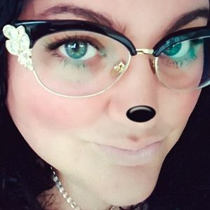 Meet your Posher, Annamarie